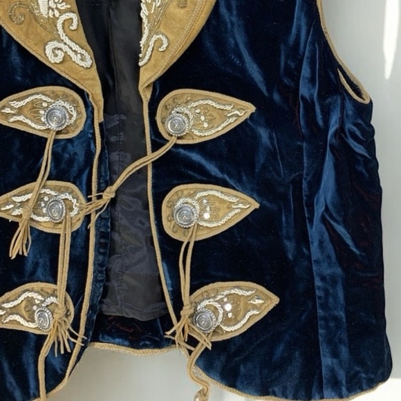 Double D Ranch beaded heavily embellished cobalt blue tasseled vest - Picture 7 of 14